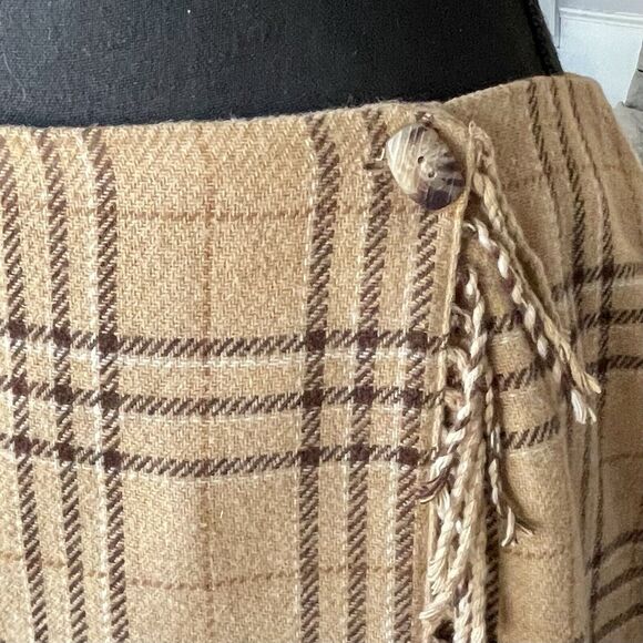 SAG HARBOR Wool Blend Skirt Tan Plaid Wrap Fringe Lined Women’s 10 - Picture 4 of 10